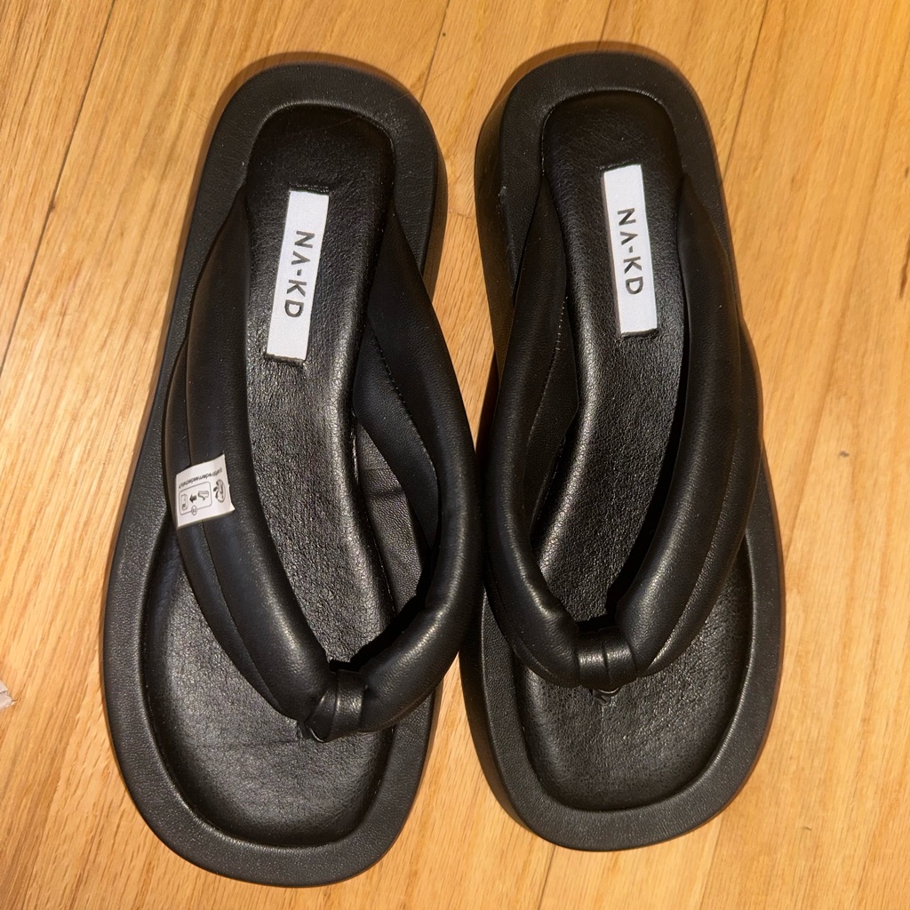 Brand New Square Toe Flip Flop